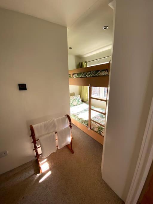 Coombe Edge Cottage Гонітон Екстер'єр фото
